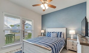 4 bedrooms, desk, iron/ironing board, travel cot