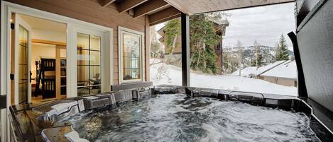 Indoor spa tub