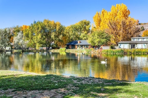 Angler's Paradise | 2 Fishing Badges & Open Space