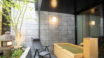 Deluxe Double or Twin Room | View from room