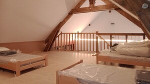 1 bedroom, WiFi (free)