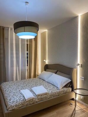 2 bedrooms, free WiFi, bed sheets - The pope's house.  Vatican apartment ideal and perfect for everyone (Roma)