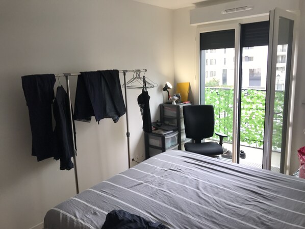 1 bedroom, WiFi - Cozy private room in Alessandro apartments (Clichy)