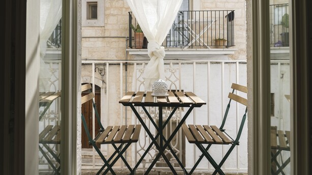 Basic Apart Daire | Balkon