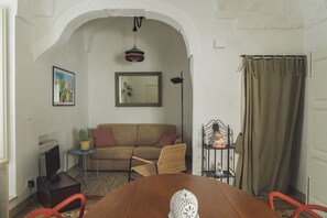 Televisión 35 pulgadas con canales de televisión digitales