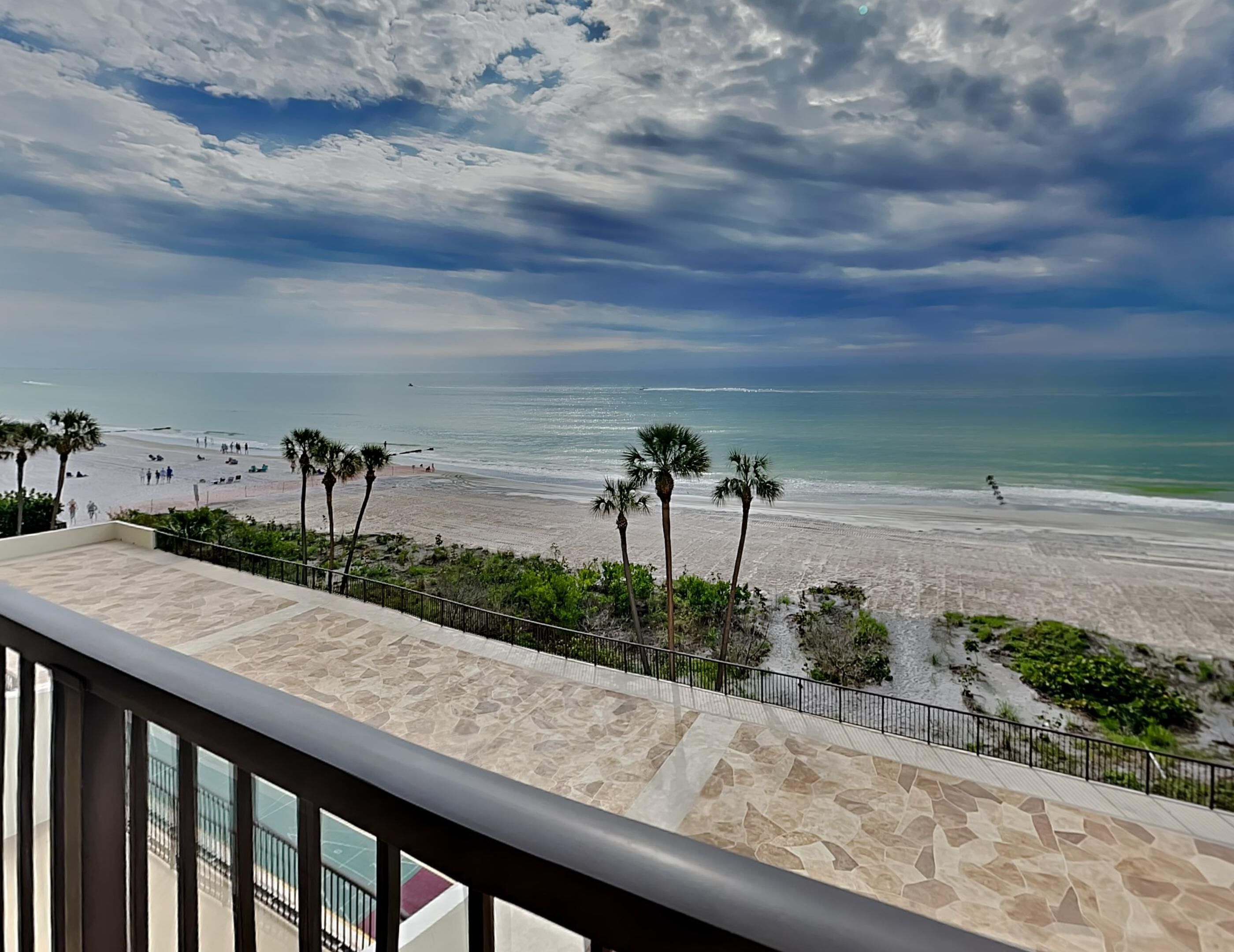 Ocean Sands 505 | Gorgeous Ocean Views, Balcony!