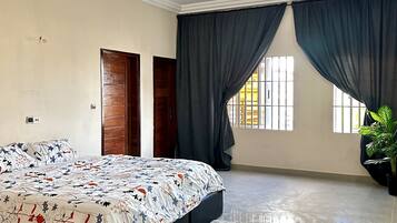 1 bedroom, free WiFi, bed sheets
