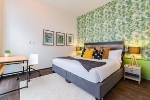 2 bedrooms, desk, iron/ironing board, free WiFi