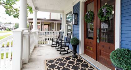 Contemporary Condo Downtown Sandusky