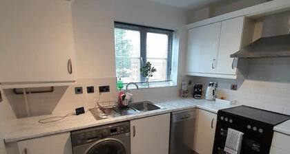 4-Bed| Up to 30% off| Contractors | BHX, NEC, HS2