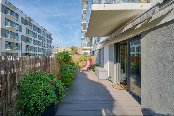 Garden - Poznan Apartment With Garden by Renters (Poznan)