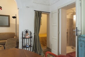 1 makuuhuone, silitysrauta/-lauta, ilmainen Wi-Fi, vuodevaatteet