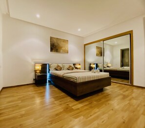 2 soverom, strykejern/-brett, wi-fi (inkludert) og sengetøy