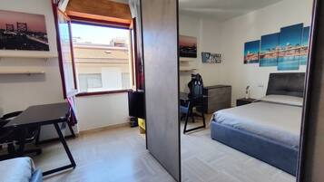 4 chambres, fer et planche Ă repasser, Wi-Fi, draps fournis