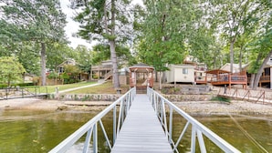 House (3 Bedrooms) | Interior - Lakefront Home w/ Private Dock in Sunrise Beach! (Sunrise Beach)