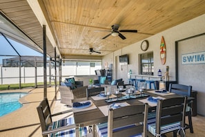House (3 Bedrooms) | Interior - Hot Tub & Pool: Coconut Palms in Cape Coral (Cape Coral)