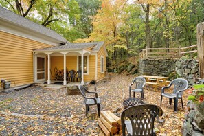 House (3 Bedrooms) | Front of property