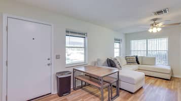 Hus (2 Bedrooms) | Interiør
