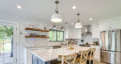 Boat, Fish & Swim: Lake Conroe Home w/ Hot Tub!