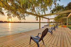 House (3 Bedrooms) | Interior - Boat, Fish & Swim: Lake Conroe Home w/ Hot Tub! (Willis)