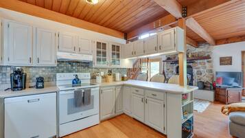 Rumah (3 Bedrooms) | Interior