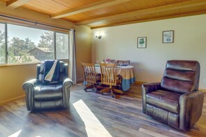 House (2 Bedrooms) | Interior - 2 Mi to Dtwn: Prescott Gem w/ Patio & Views! (Prescott)