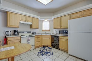 House (1 Bedroom) | Interior