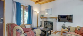 Charming Amalia Retreat w/ Fireplace & Grill!