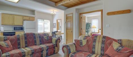 House (1 Bedroom) | Interior