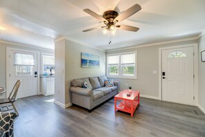 House (2 Bedrooms) | Interior - New Bern Vacation Rental: Close to Neuse River! (New Bern)