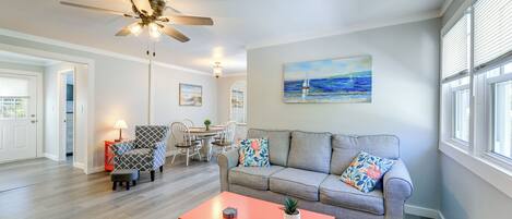 House (2 Bedrooms) | Front of property