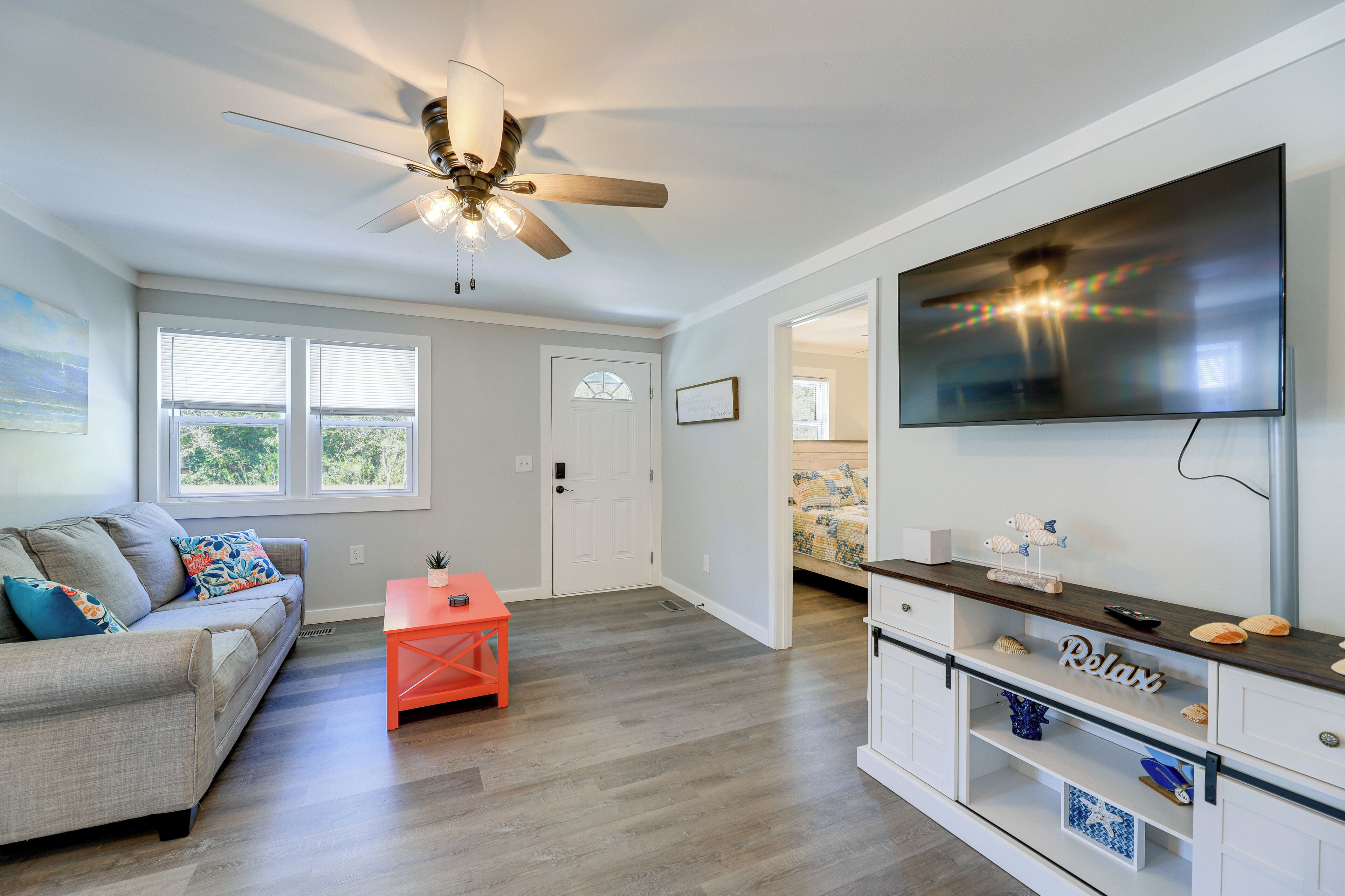 House (2 Bedrooms) | Interior