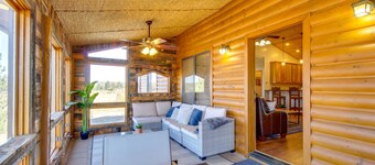 Pet-friendly Show Low Cabin w/ 1-acre Fenced Yard!