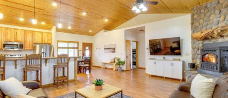 House (3 Bedrooms) | Front of property