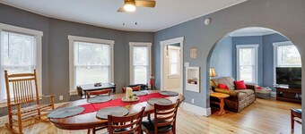 Cozy Hart Getaway w/ Fire Pit < 1 Mi to Lake!