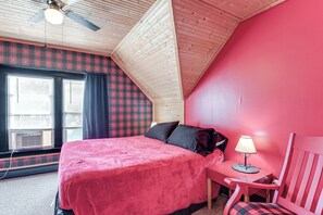 House (3 Bedrooms) | Interior - Cozy Hart Getaway w/ Fire Pit < 1 Mi to Lake! (Hart)