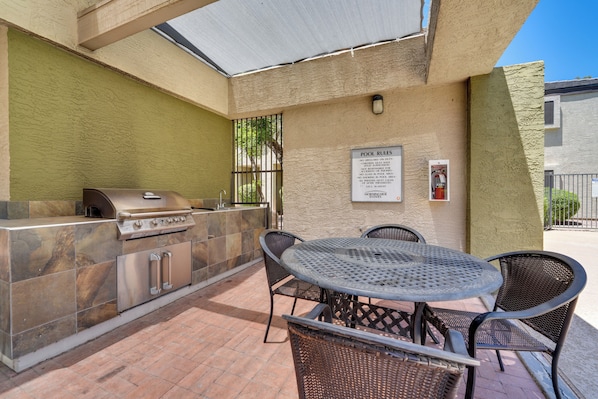 Interior - Phoenix Townhome w/ Community Pool - Near Golf! (Phoenix)