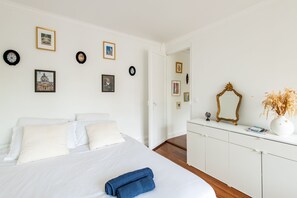 1 室のベッドルーム、WiFi (無料)、ベッドシーツ