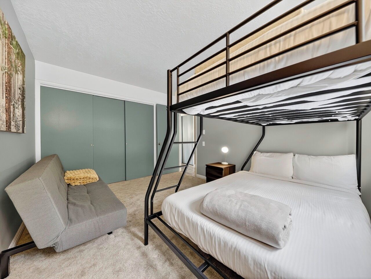 2 habitaciones, wifi gratis y ropa de cama 