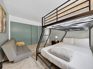 2 bedrooms, free WiFi, bed sheets