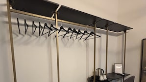 Quadruple Room, City View | In-room safe, desk, laptop workspace, blackout drapes - Celeste Rooms (Catania)