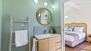 3 bedrooms, iron/ironing board, travel crib, free WiFi