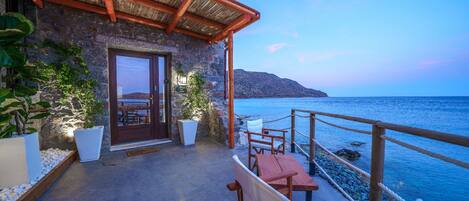Aktaia Suite with Sea View | Terrace/patio