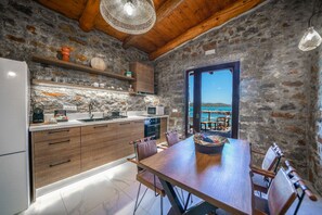 Aktaia Suite with Sea View | Private kitchen