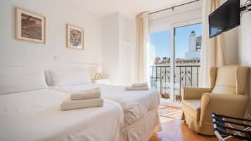 Studio | Wohnzimmer | 22-Zoll-Flachbildfernseher mit Digitalempfang