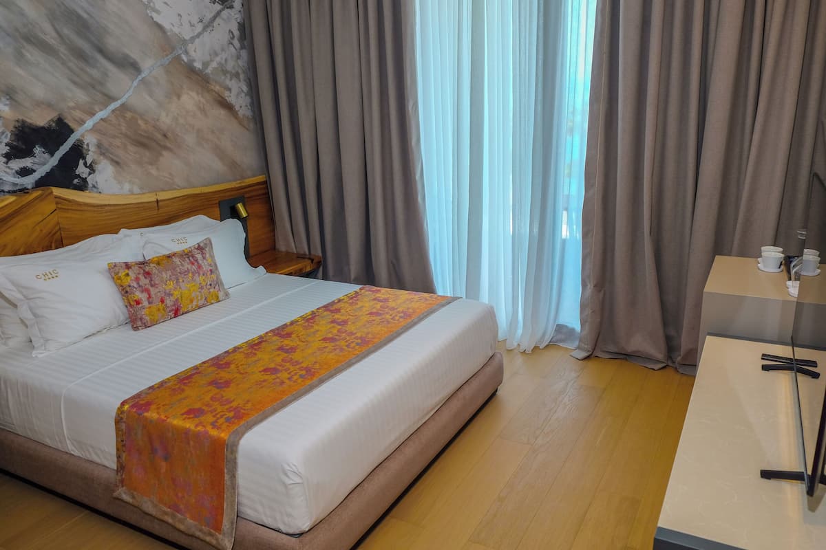 Deluxe Double Room, Balcony, Sea View | In-room safe, soundproofing, WiFi (free)
