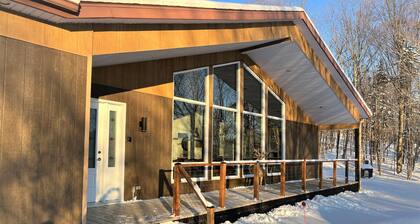 Chalet Pour se Relaxer et se Divertir, en Famille ou Entre Amis. À Saint-raymond