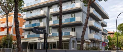 Fachada da propriedade