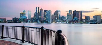 Bright 2BR by Boston Waterfront
