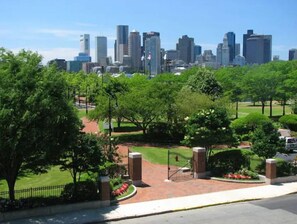 Miscellaneous - Bright 2BR by Boston Waterfront
 (Boston)